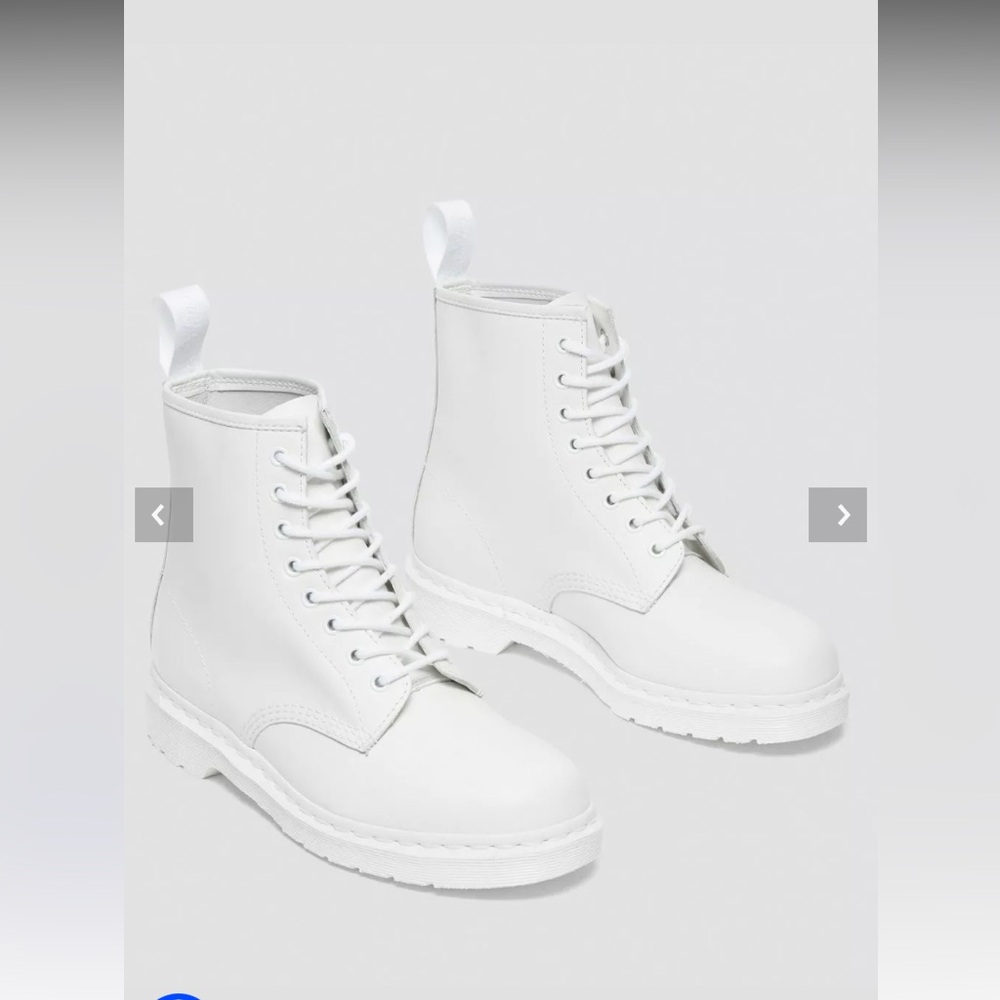 Dr. Martens 1460 Mono smooth leather lace up boots | size 7